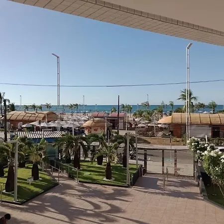Apartamento Clarke's Landscape 303 Gold B Nascente Sombra